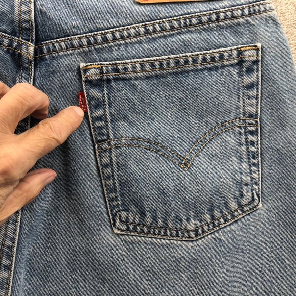 Vintage Levis Women's Jean Cut Off Shorts Size 16 Missy Frayed Hem - Picture 8 of 12